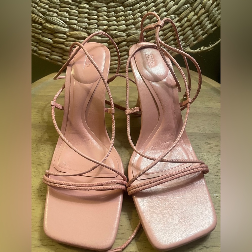 Zara pink heels gently used 7.5 like new
